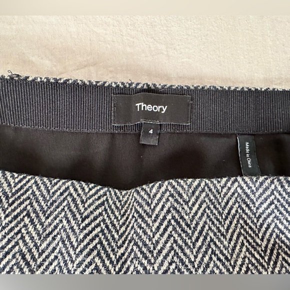 Theory gray Mini Skirt Size 4 wool blend skirt grey skirt - Picture 2 of 10